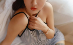 私房美乳人体欣赏,光影下的女性身体之美